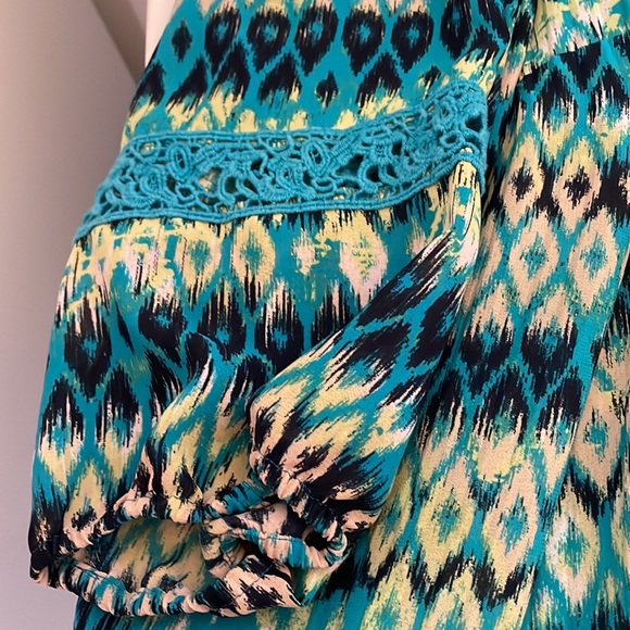 GUC Catherines Size 3X Plus Overhead Beautiful Tunic - Picture 6 of 8